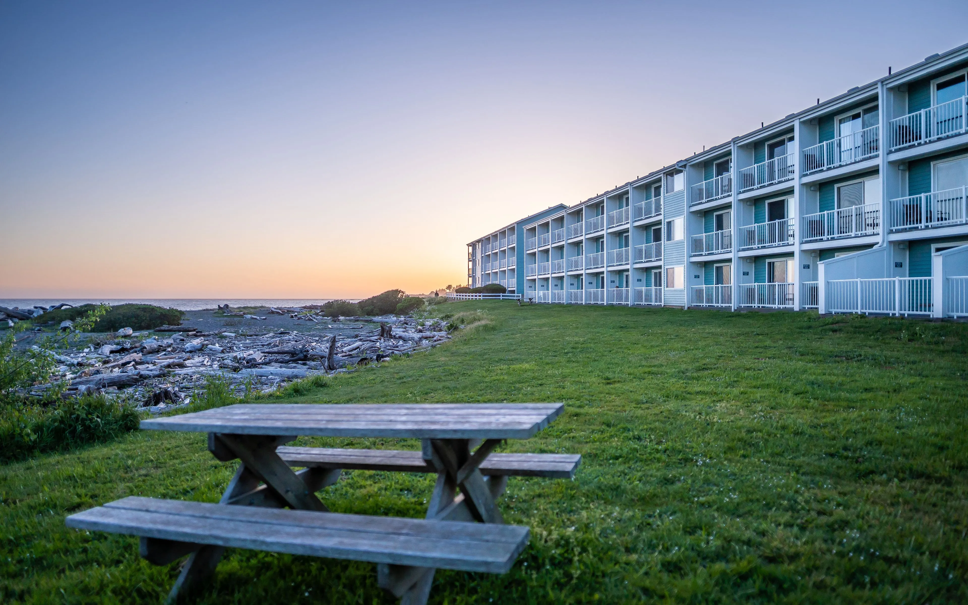 Beachfront Inn — photo 2