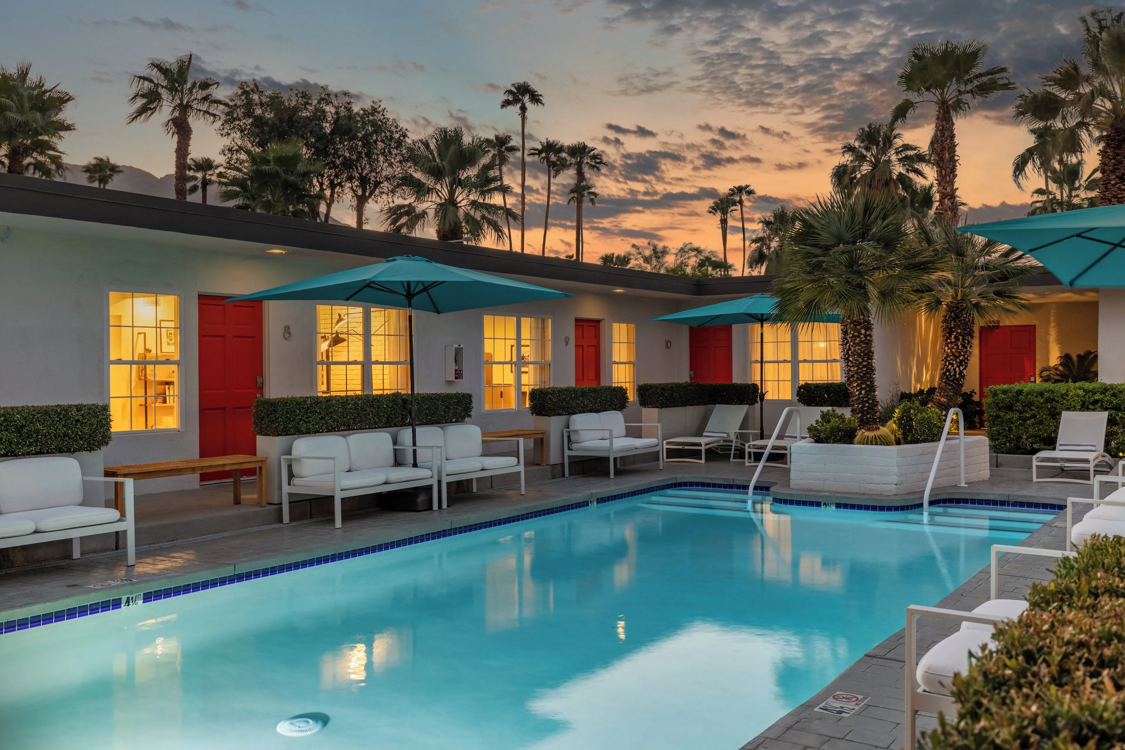 The Weekend Palm Springs — photo 2