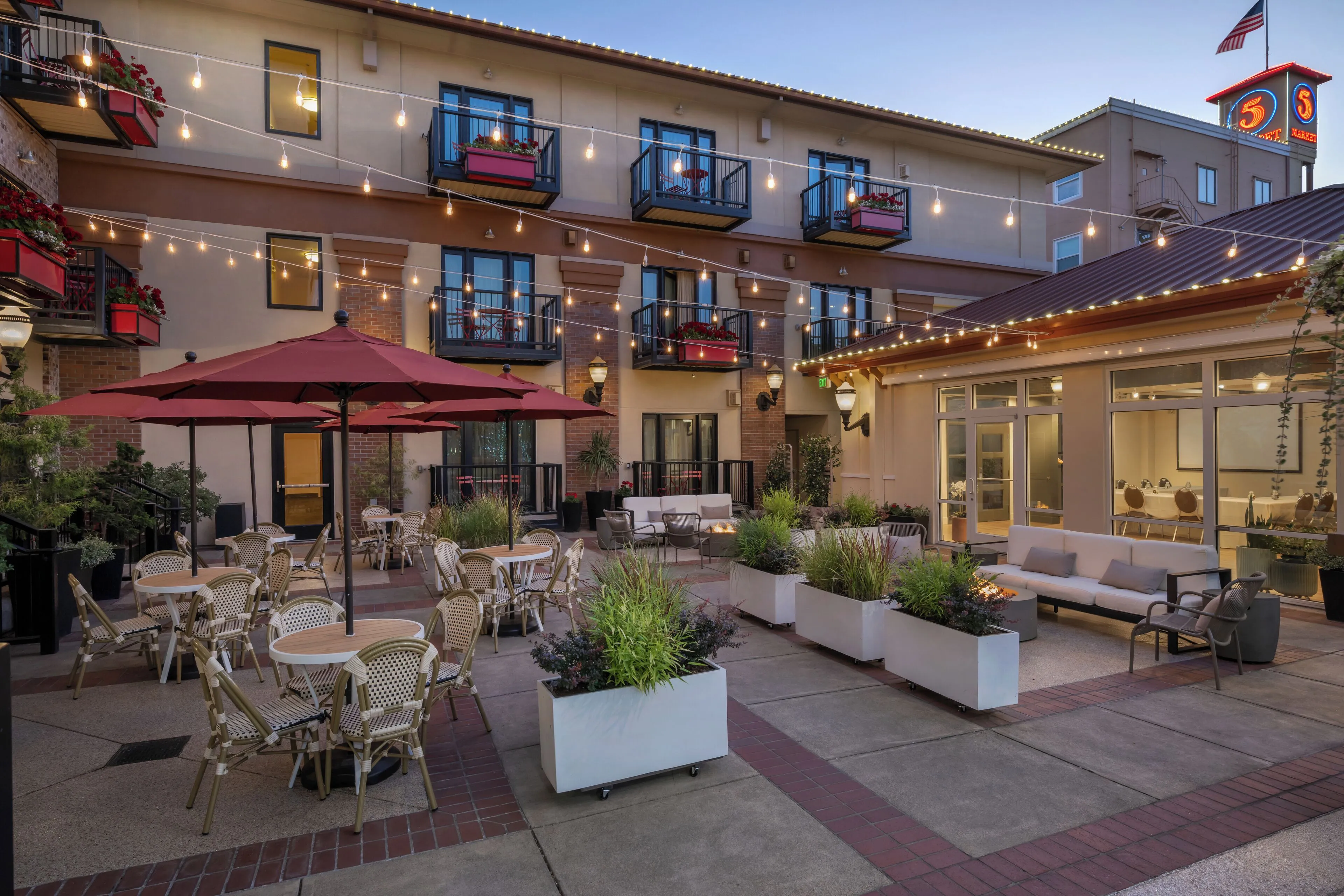 Inn at the 5th — photo 3